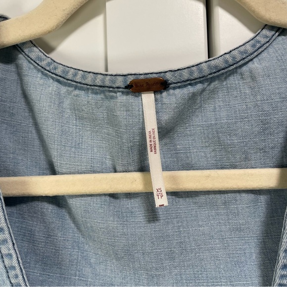 Free People Lala Lace Up Vest Light Indigo - Picture 5 of 6